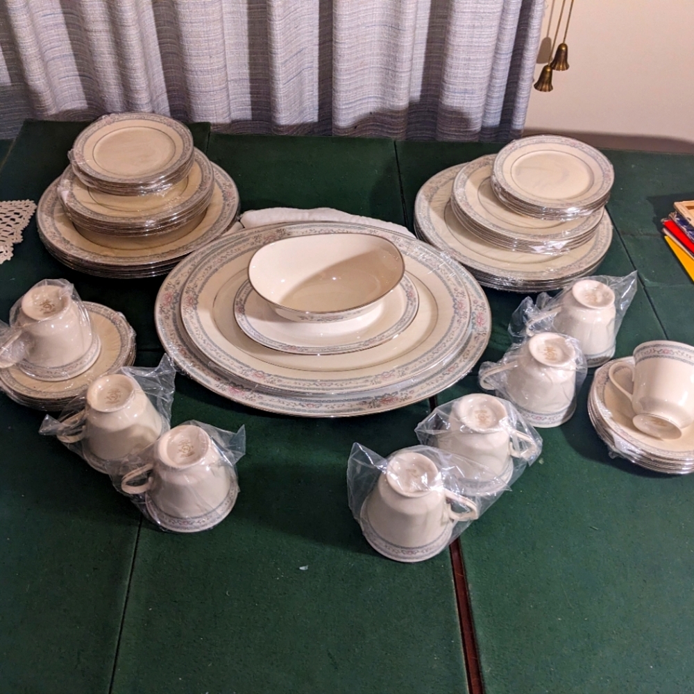 Lennox dinner dish ware. 58 pc.